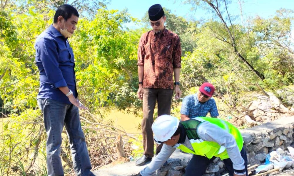 Dewan Pantau Progres Proyek Jalan Pekkae Takkalalla Ujung Jari