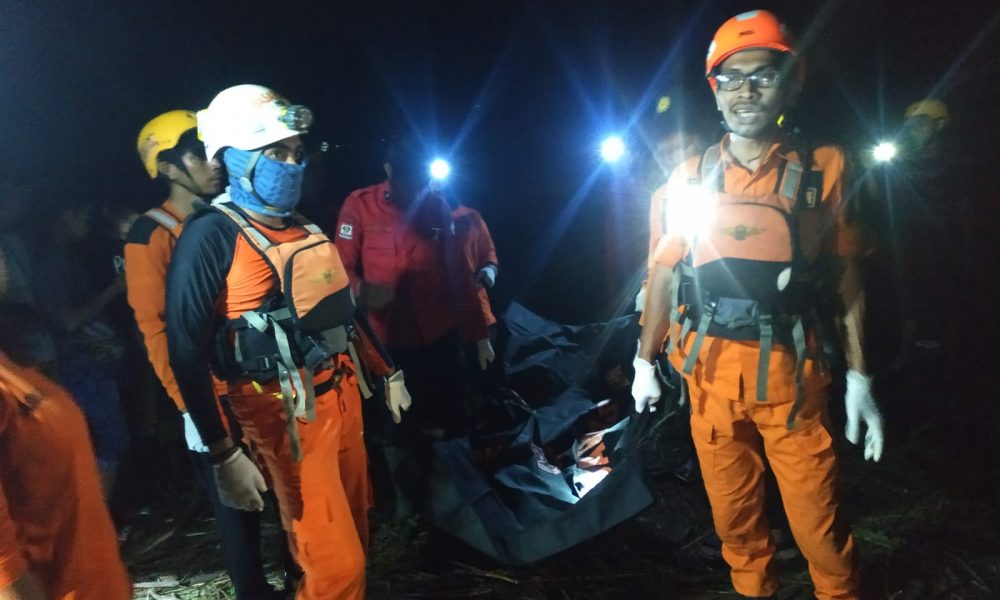 Korban Jiwa Ketujuh Ditemukan Tim SAR Basarnas Sejauh 16 KM Dari TKP