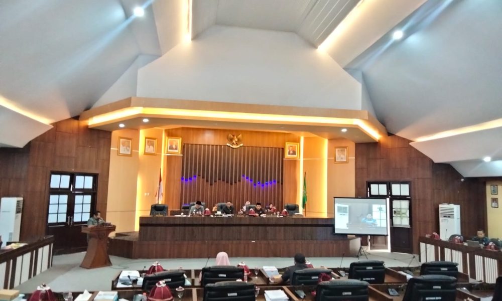 Ketua Dprd Barru Pimpin Rapat Bamus Awal Mei Ujung Jari